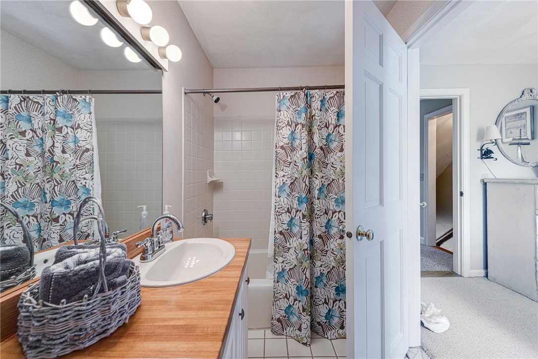 93 Mill Street, Unit B Newport, RI 02840 - Photo 18 of 33 Full bath #2
