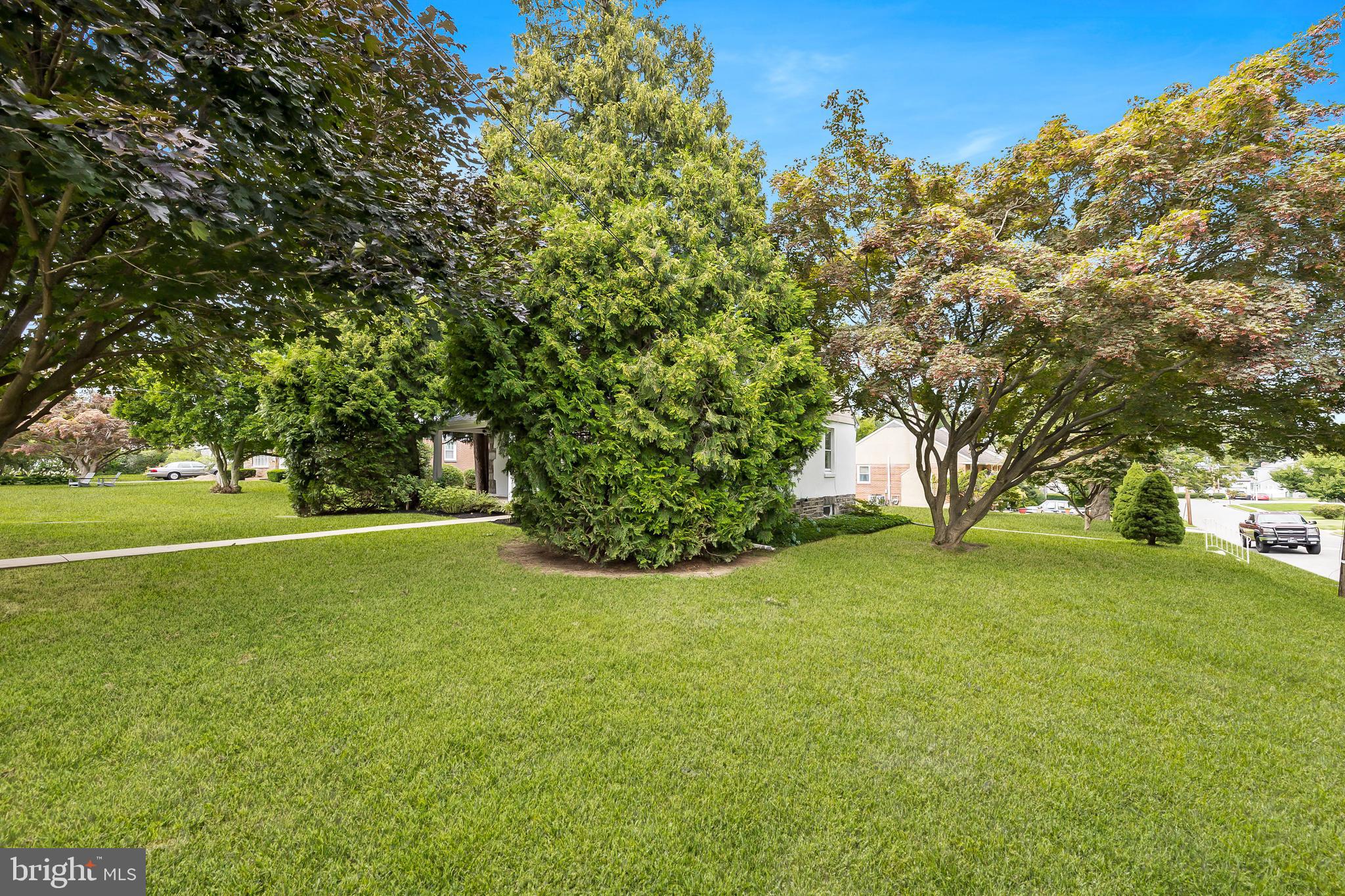 1300 Leedom Road Havertown, PA 19083 - Photo 22 of 56 Corner/Side Yard