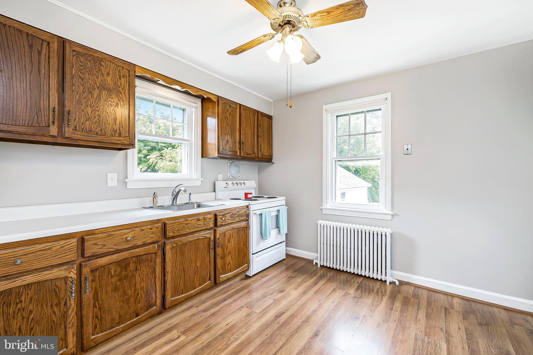 1300 Leedom Road Havertown, PA 19083 - Photo 10 of 56 Kitchen