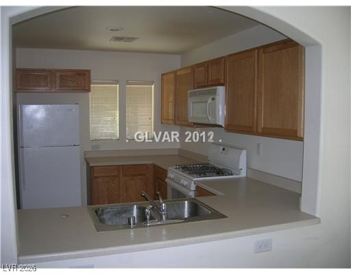 6249 Humus Avenue Las Vegas, NV 89139 - Photo 2 of 14