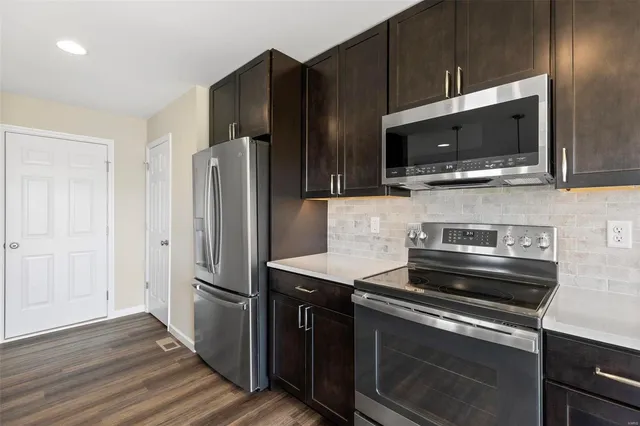 $299,900 | 2 Burlington At Fairmount Grove Street, St. Peters, MO 63376