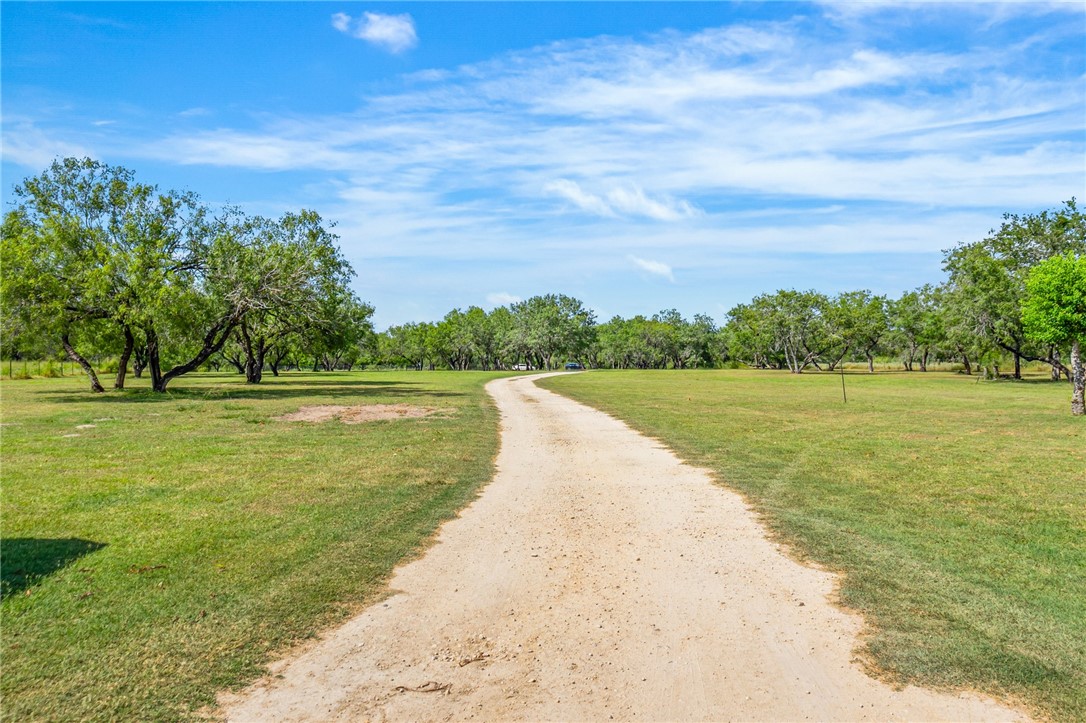 23107 County Road 1092 Mathis, TX 78368 - Photo 5 of 40 Gallery Image 5