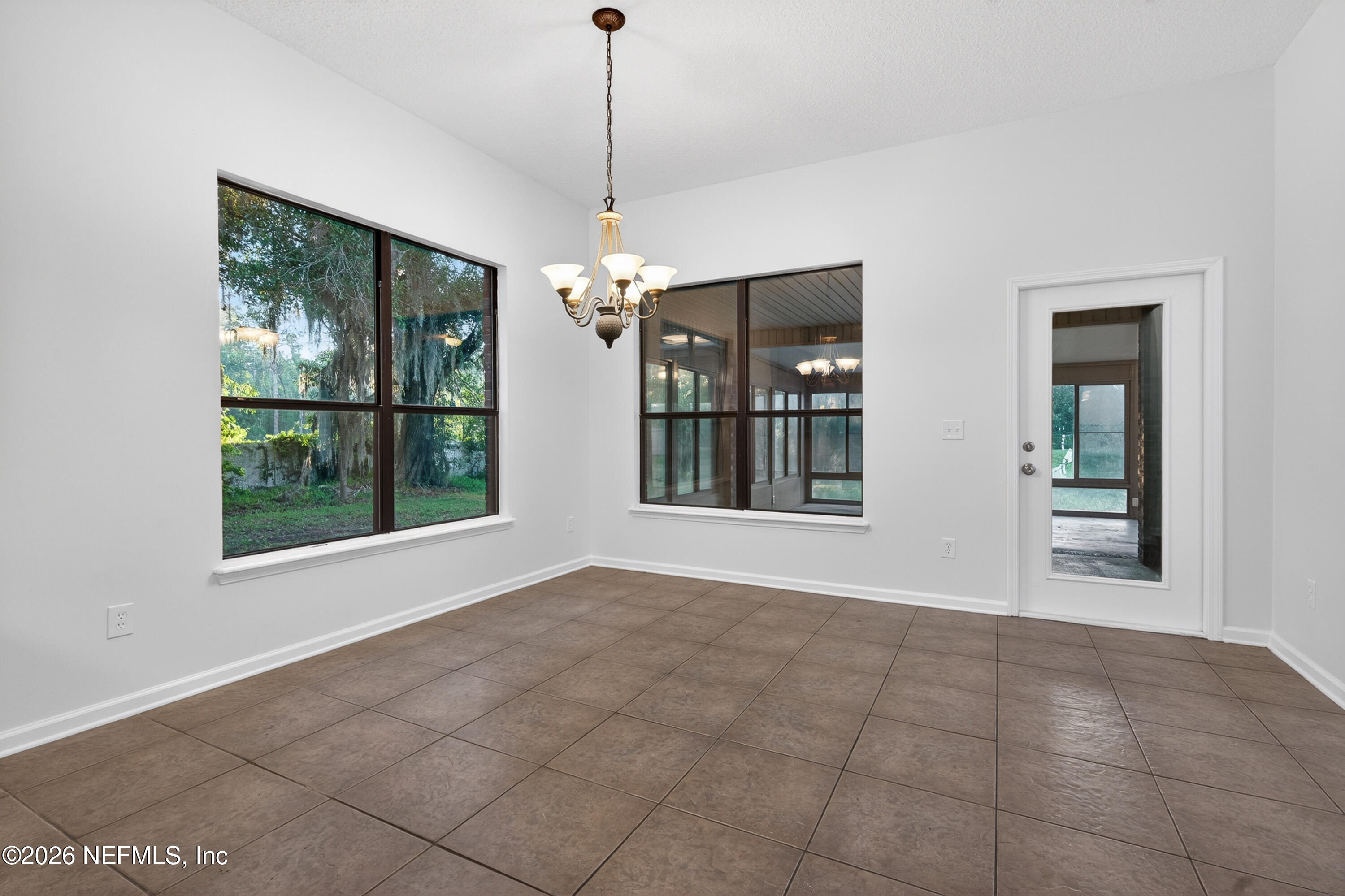 6602 Smithfield Plantation Road Jacksonville, FL 32218 - Photo 8 of 31 dining-2