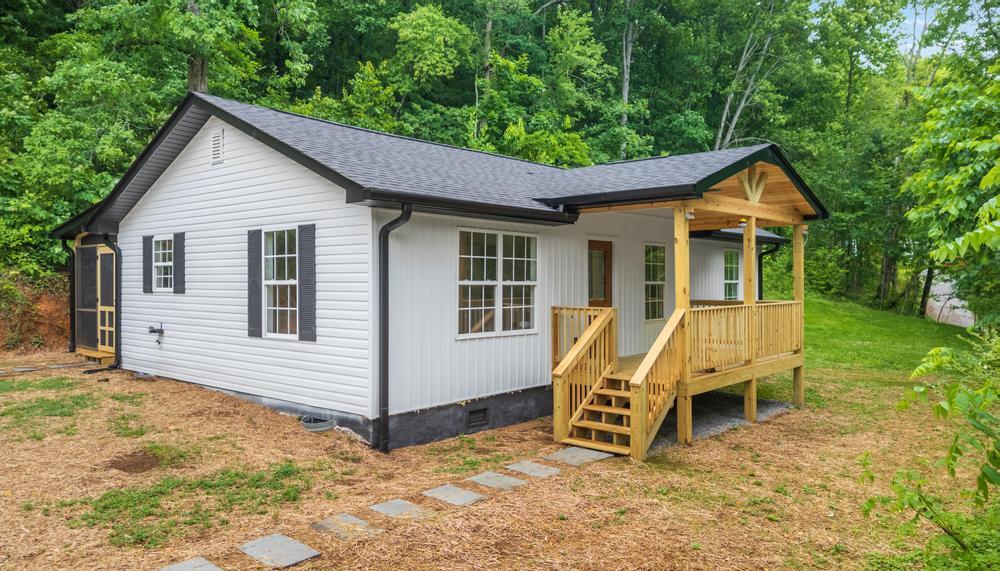 5109 Howardsville Road Apison, TN 37302 - Photo 1 of 34 2026_05_May_5109_Howardsville_Rd_0001