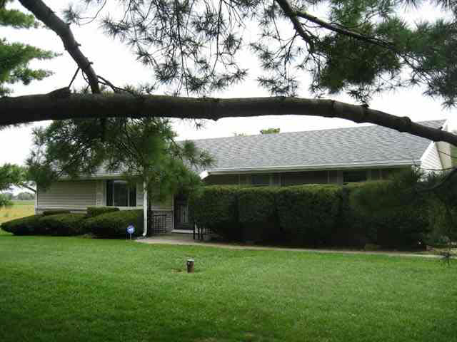 400 North Ellis Road Muncie, IN 47303 - Photo 2 of 26 Gallery Image 2