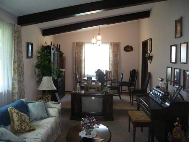 400 North Ellis Road Muncie, IN 47303 - Photo 3 of 26 Gallery Image 3