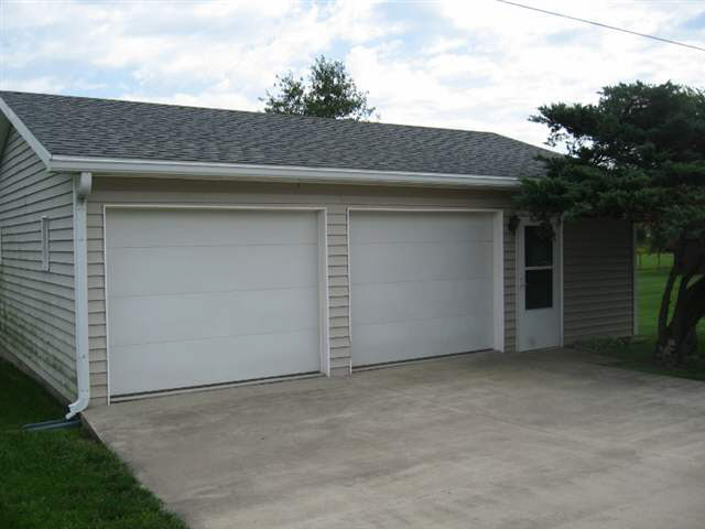 400 North Ellis Road Muncie, IN 47303 - Photo 22 of 26 Gallery Image 22