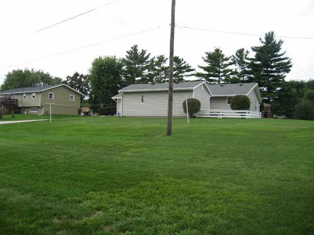 400 North Ellis Road Muncie, IN 47303 - Photo 23 of 26 Gallery Image 23