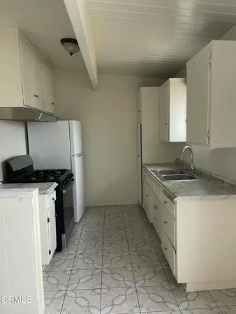$2,295 | 712 South G Street, Unit E, Oxnard, CA 93030