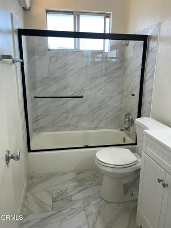 $2,149 | 712 South G Street, Unit E, Oxnard, CA 93030