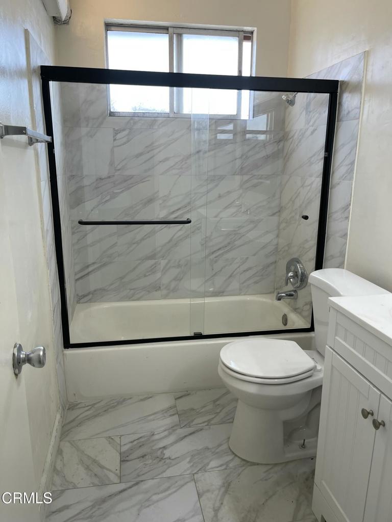 712 South G Street, Unit E Oxnard, CA 93030 - Photo 7 of 14 IMG_0276
