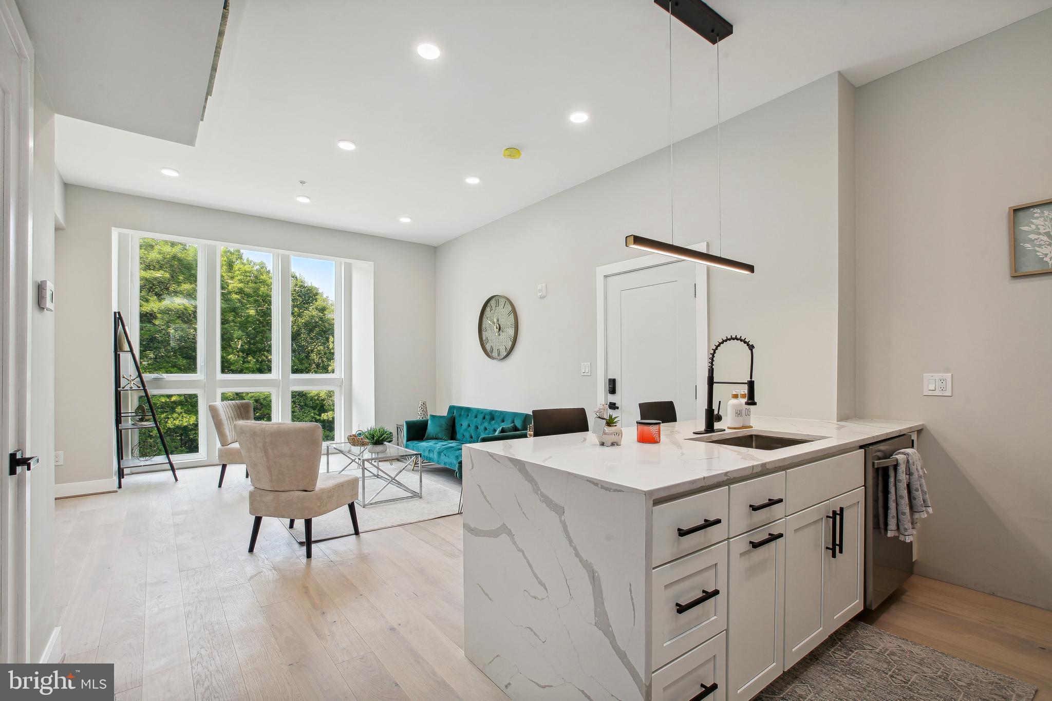 2213 M Street Northeast, Unit 12 Washington, DC 20002 - Photo 4 of 16 Gallery Image 4