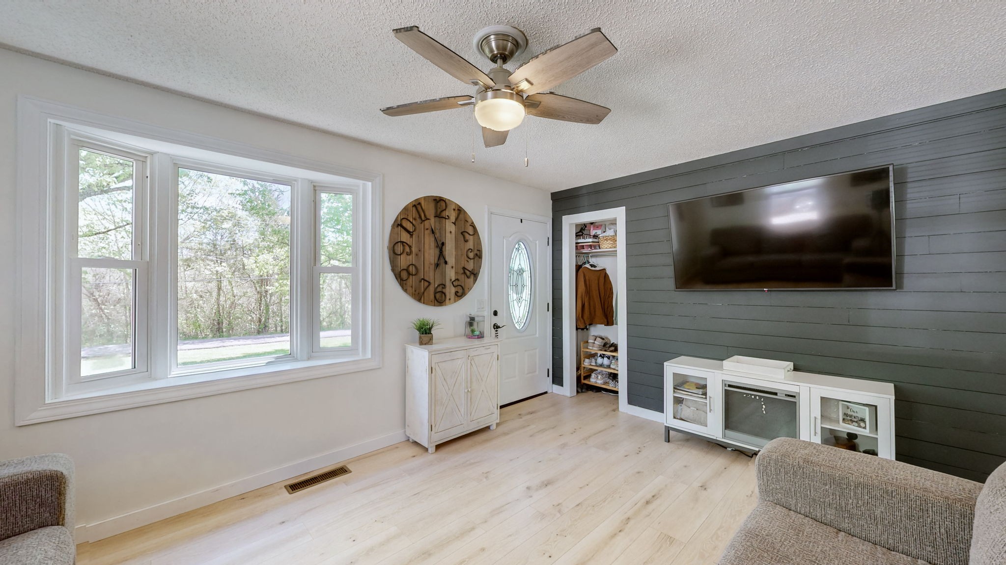 62 Conatser Road Lebanon, TN 37087 - Photo 8 of 37 a living room with furniture and a flat screen tv