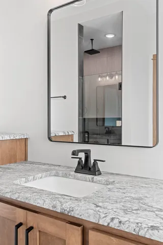 $699,900 | 1650 Sweetbriar Way Green, Green Bay, WI 54311