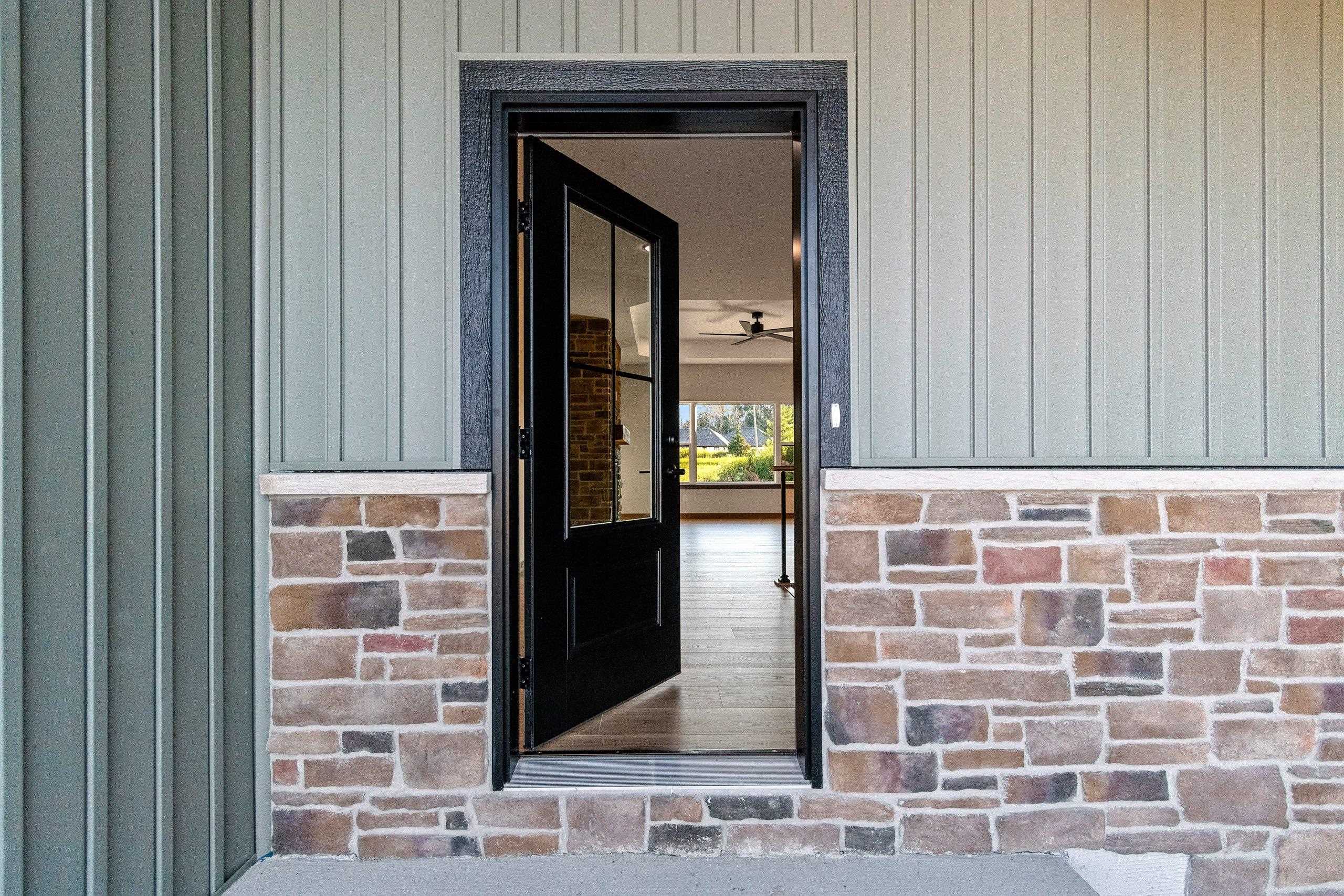 1650 Sweetbriar Way Green Green Bay, WI 54311 - Photo 4 of 67