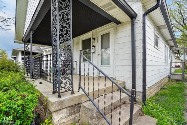 $750 | 937-939 North Drexel Avenue, Indianapolis, IN 46201