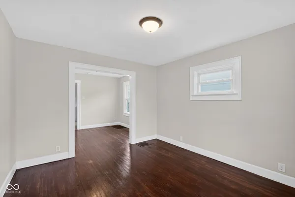 $750 | 937-939 North Drexel Avenue, Indianapolis, IN 46201