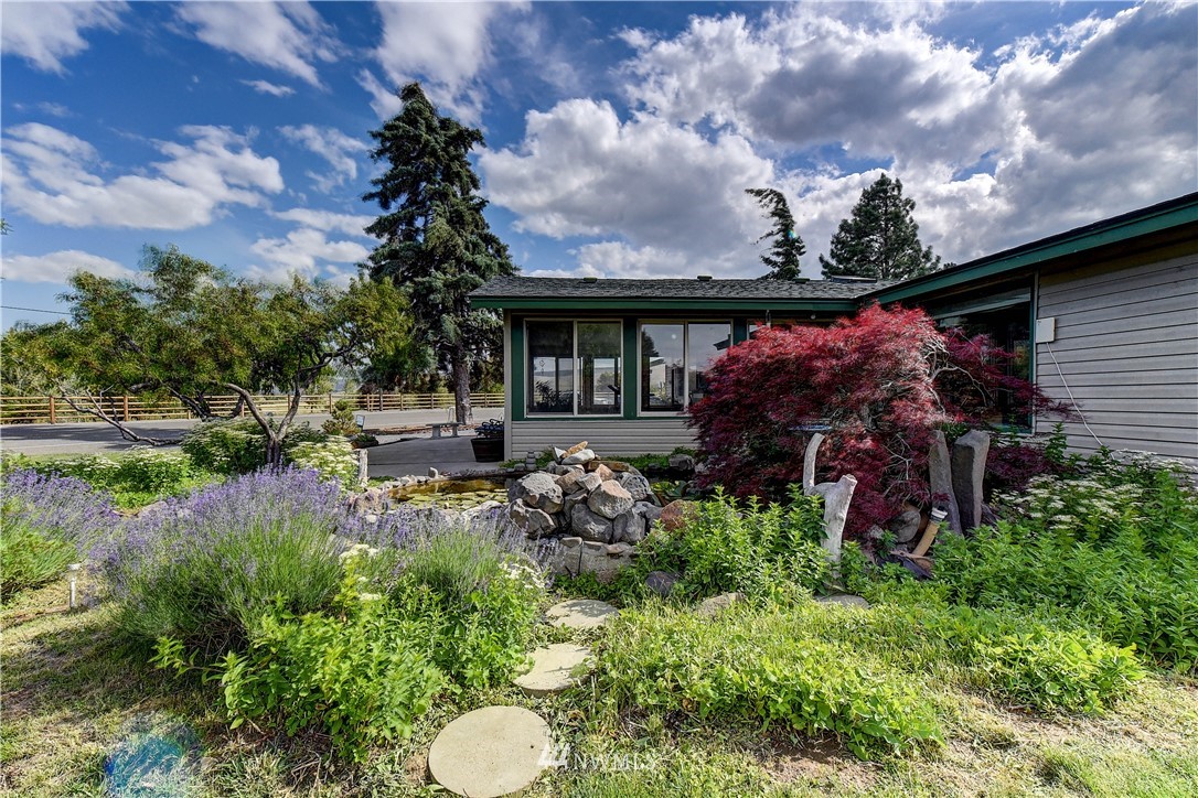 1611 Hanson Road Ellensburg, WA 98926 - Photo 3 of 21 Gallery Image 3