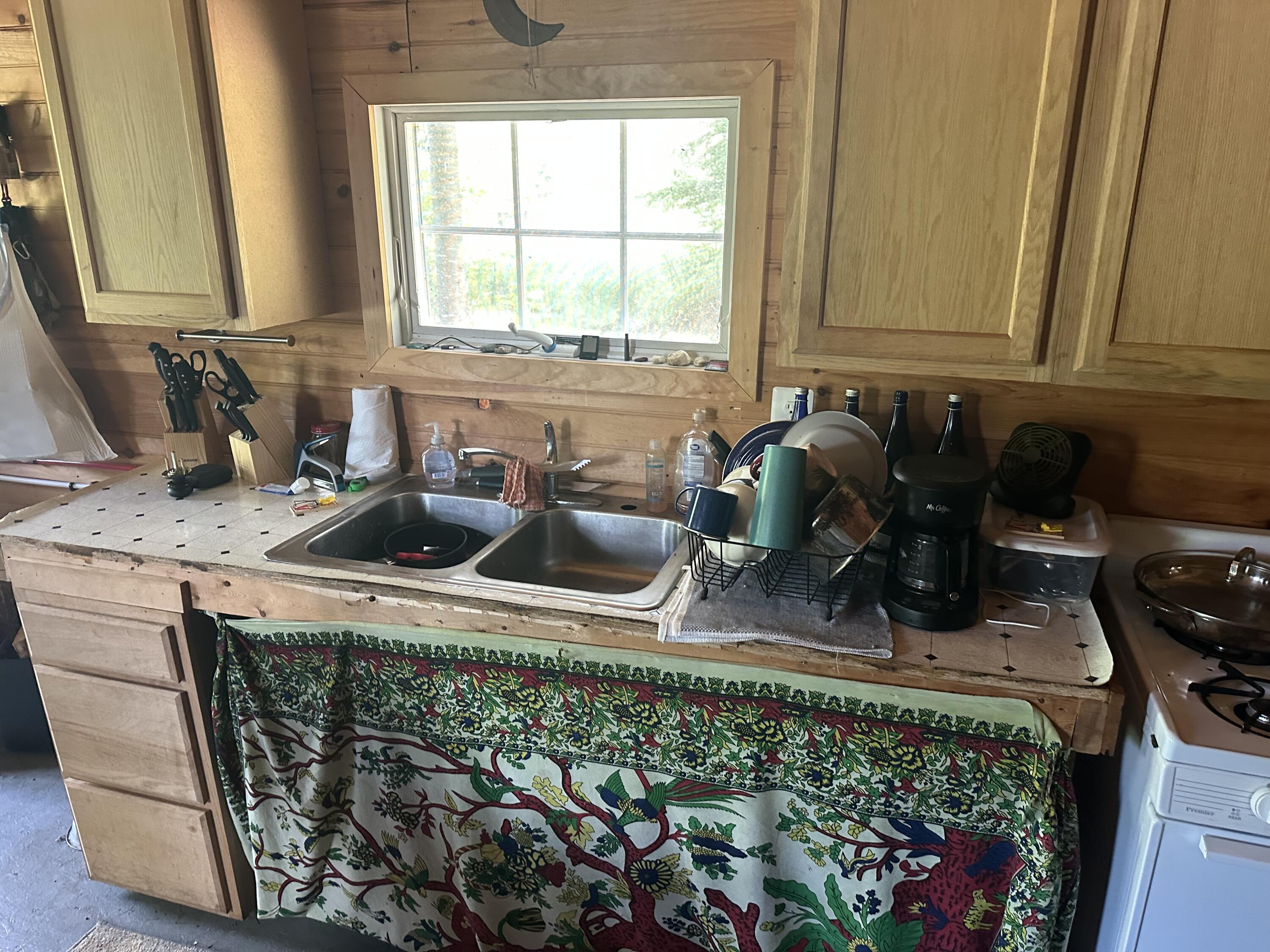 62 Black Dog Road Ashland, ME 04732 - Photo 28 of 37 Kitchen