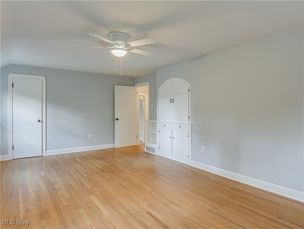 2762 Bailey Road Cuyahoga Falls, OH 44221 - Photo 23 of 35