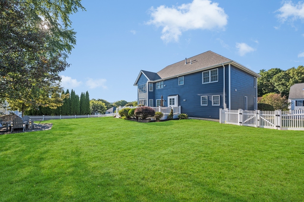 140 Harrison Avenue Wakefield, MA 01880 - Photo 3 of 31