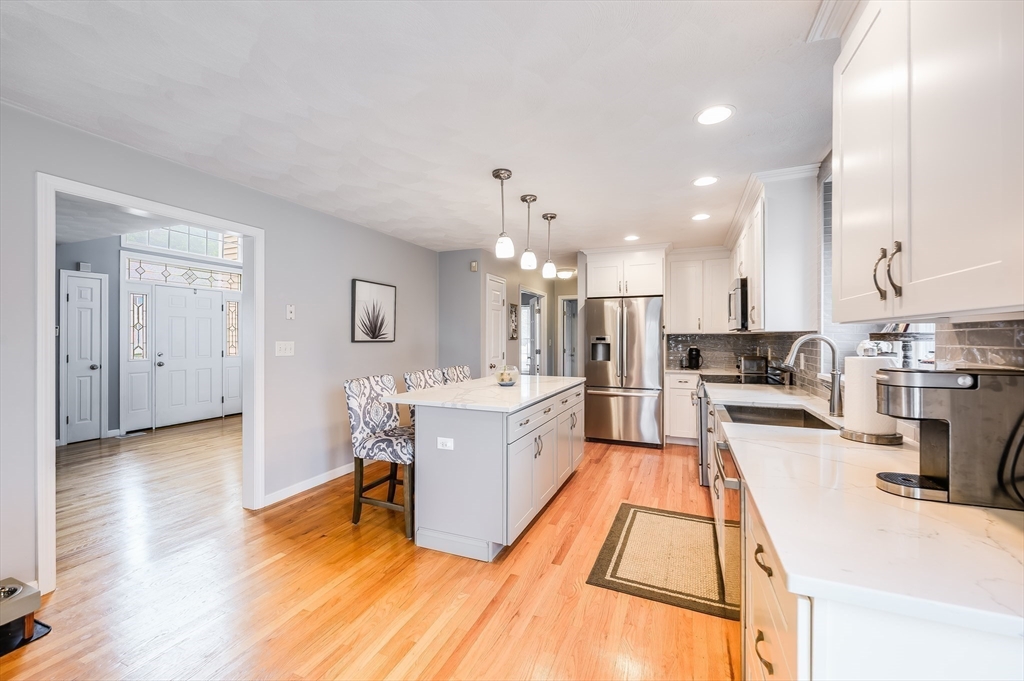 140 Harrison Avenue Wakefield, MA 01880 - Photo 9 of 31