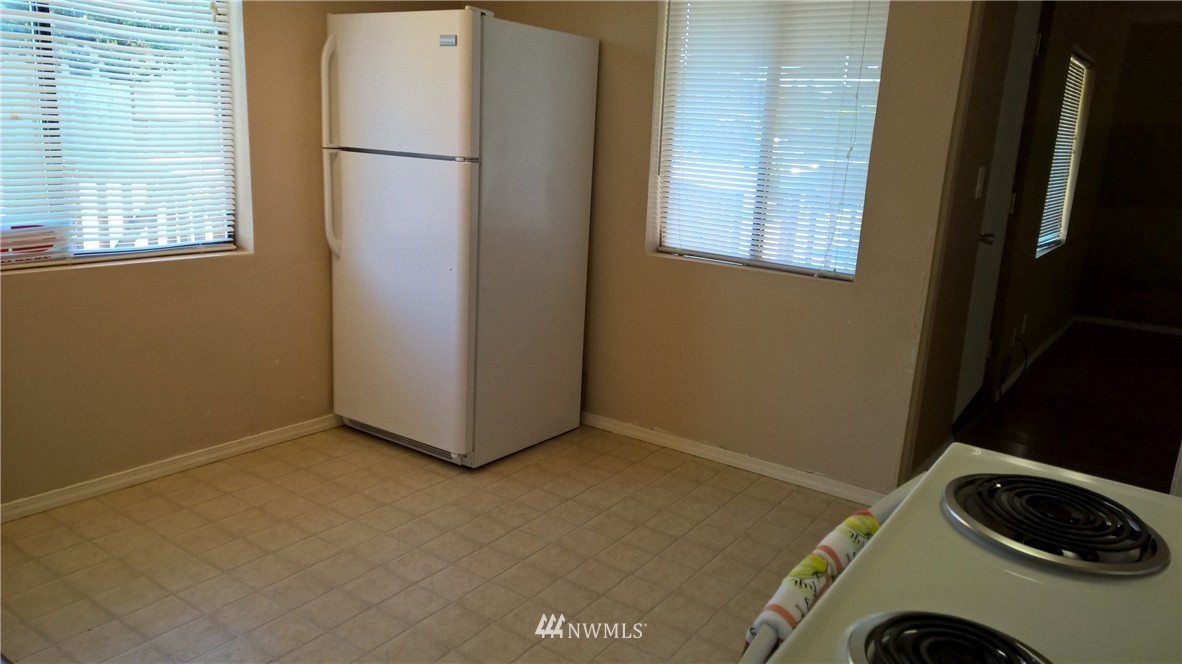 1002 North 4th Street Renton, WA 98057 - Photo 22 of 24