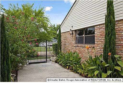 15616 Springwood Avenue Baton Rouge, LA 70817 - Photo 2 of 9 Gallery Image 2