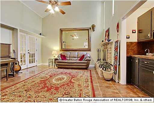 15616 Springwood Avenue Baton Rouge, LA 70817 - Photo 6 of 9 Gallery Image 6