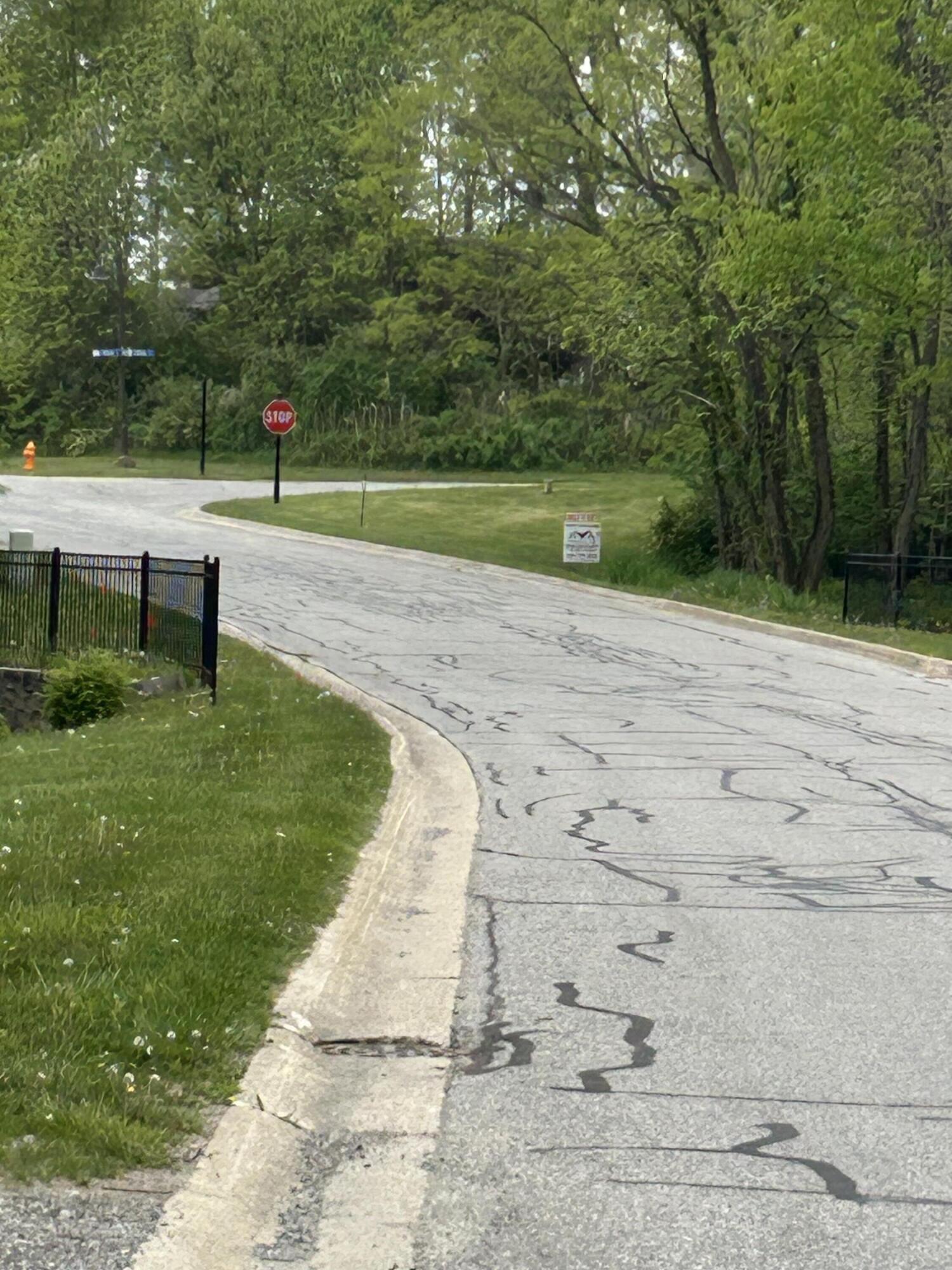 46 Levanno Drive Crown Point, IN 46307 - Photo 5 of 5 1500x2000