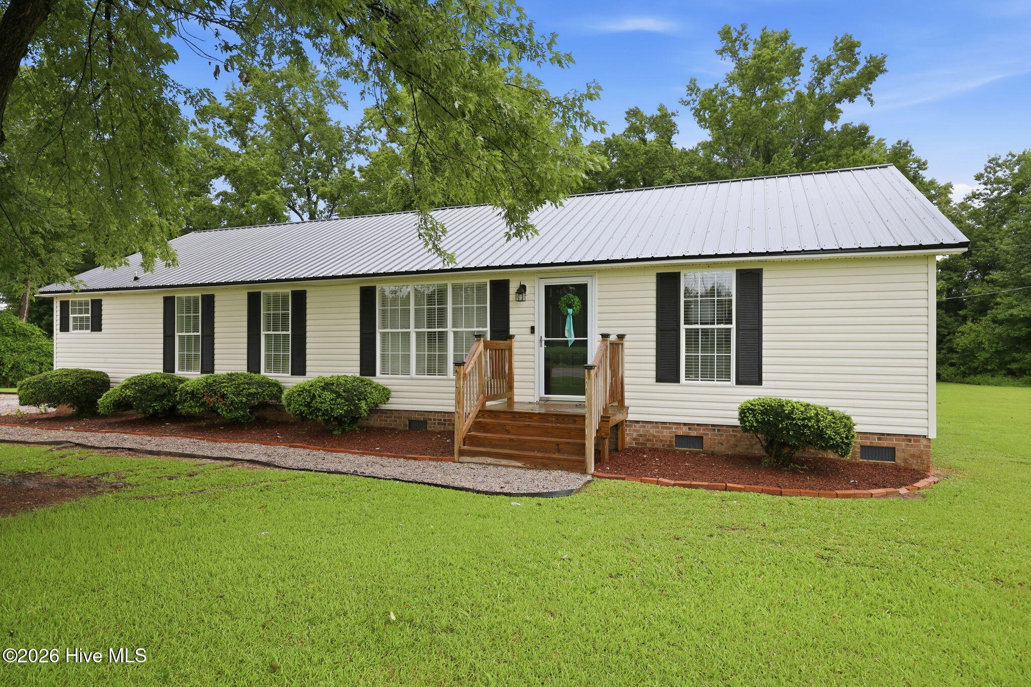 2417 Wildcat Road Williamston, NC 27892 - Photo 2 of 56