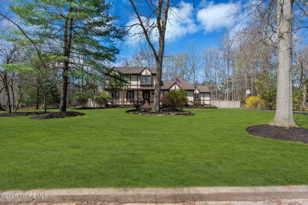 $1,250,000 | 211 Yale Drive, Lincroft, NJ 07738