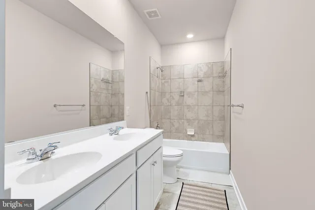 $3,300 | 2053 Whithorn Hill, Jeffersonton, VA 22724