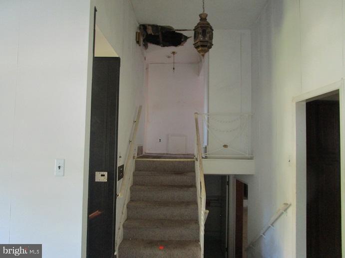 1608 Colima Road Philadelphia, PA 19115 - Photo 5 of 18