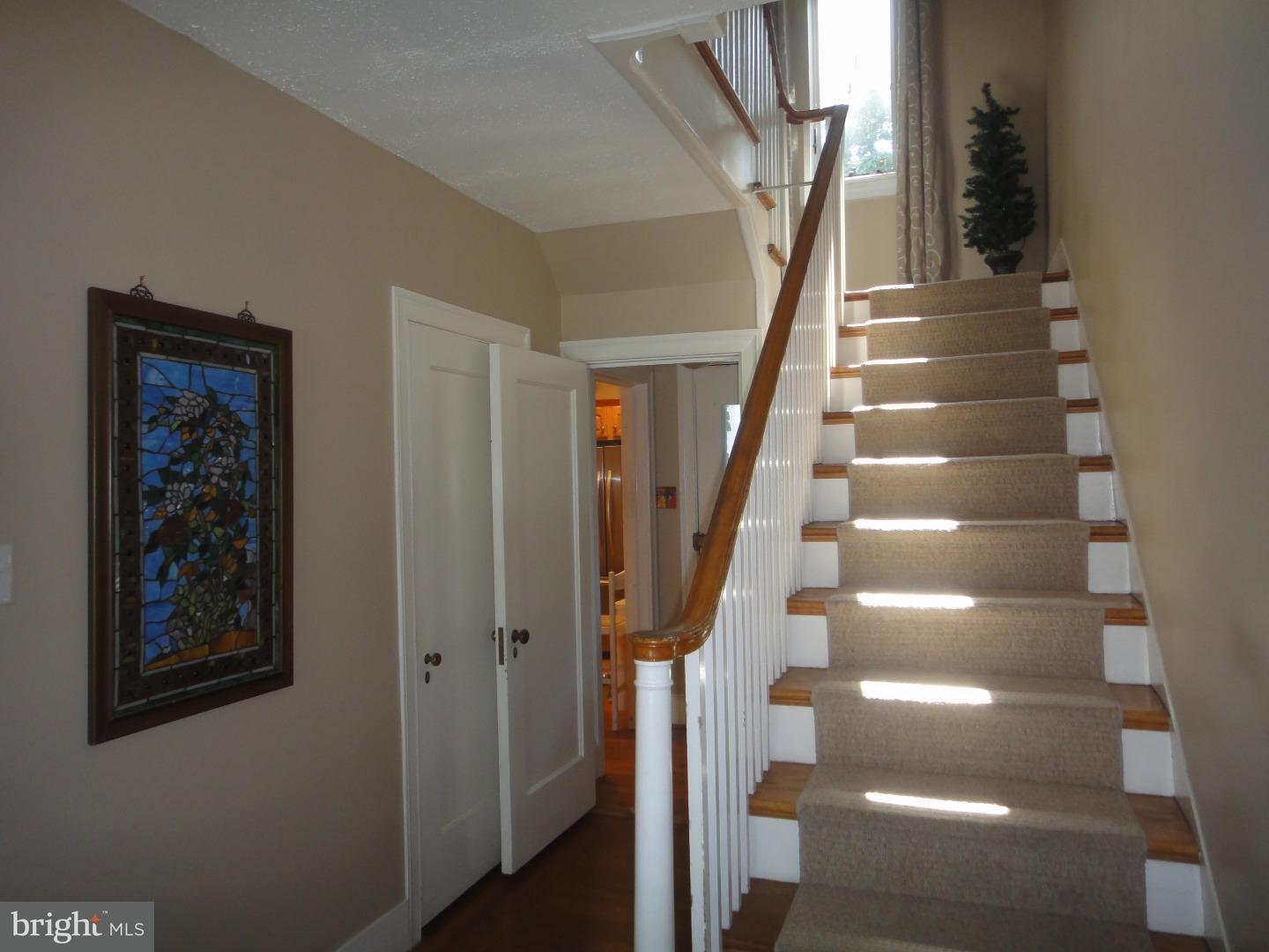 1217 Knox Road Wynnewood, PA 19096 - Photo 5 of 15 Foyer
