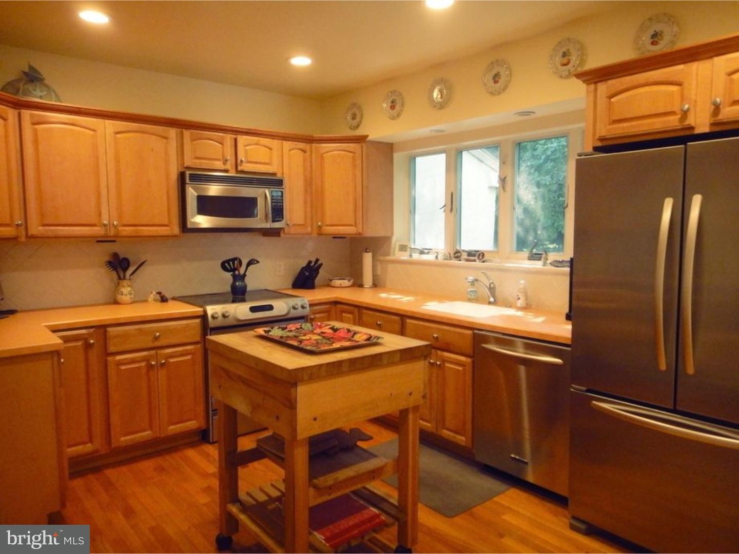 1217 Knox Road Wynnewood, PA 19096 - Photo 6 of 15 Kitchen
