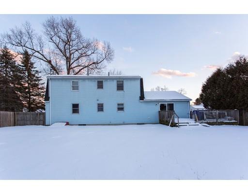 152 Starling Road Springfield, MA 01119 - Photo 26 of 28 a view of a house with snow in front of house
