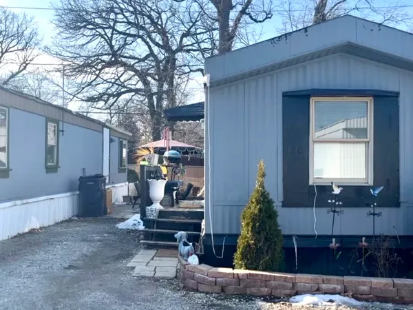 $15,000 | 7240 107th Street, Unit 136, Worth, IL 60482