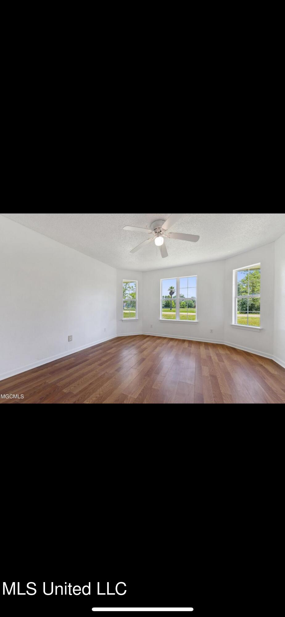 10345 Pin Oak Drive Biloxi, MS 39532 - Photo 9 of 23 6C8856B3-1651-44B3-B5BD-9072548AA8D9