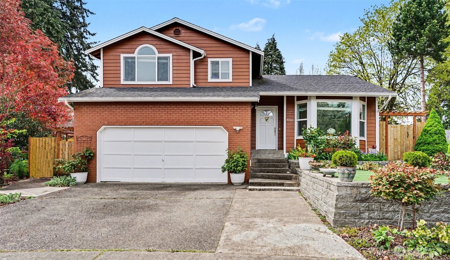 4002 Northeast 7th Court Renton, WA 98056 - Photo 2 of 40