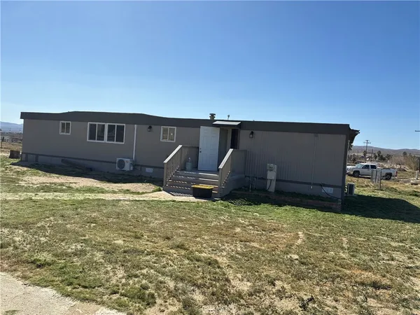 $1,800 | 35377 Marks, Barstow, CA 92311