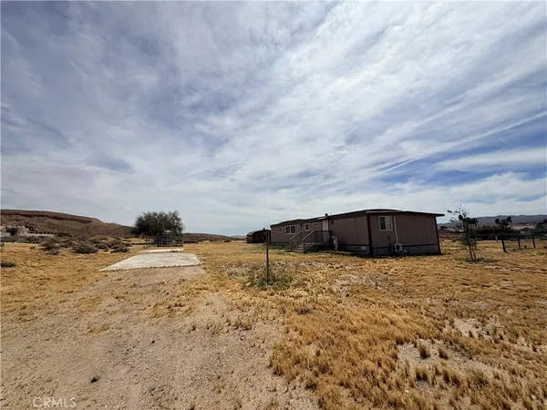 $1,800 | 35377 Marks, Barstow, CA 92311