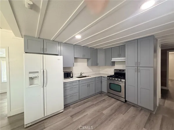 $1,800 | 35377 Marks, Barstow, CA 92311