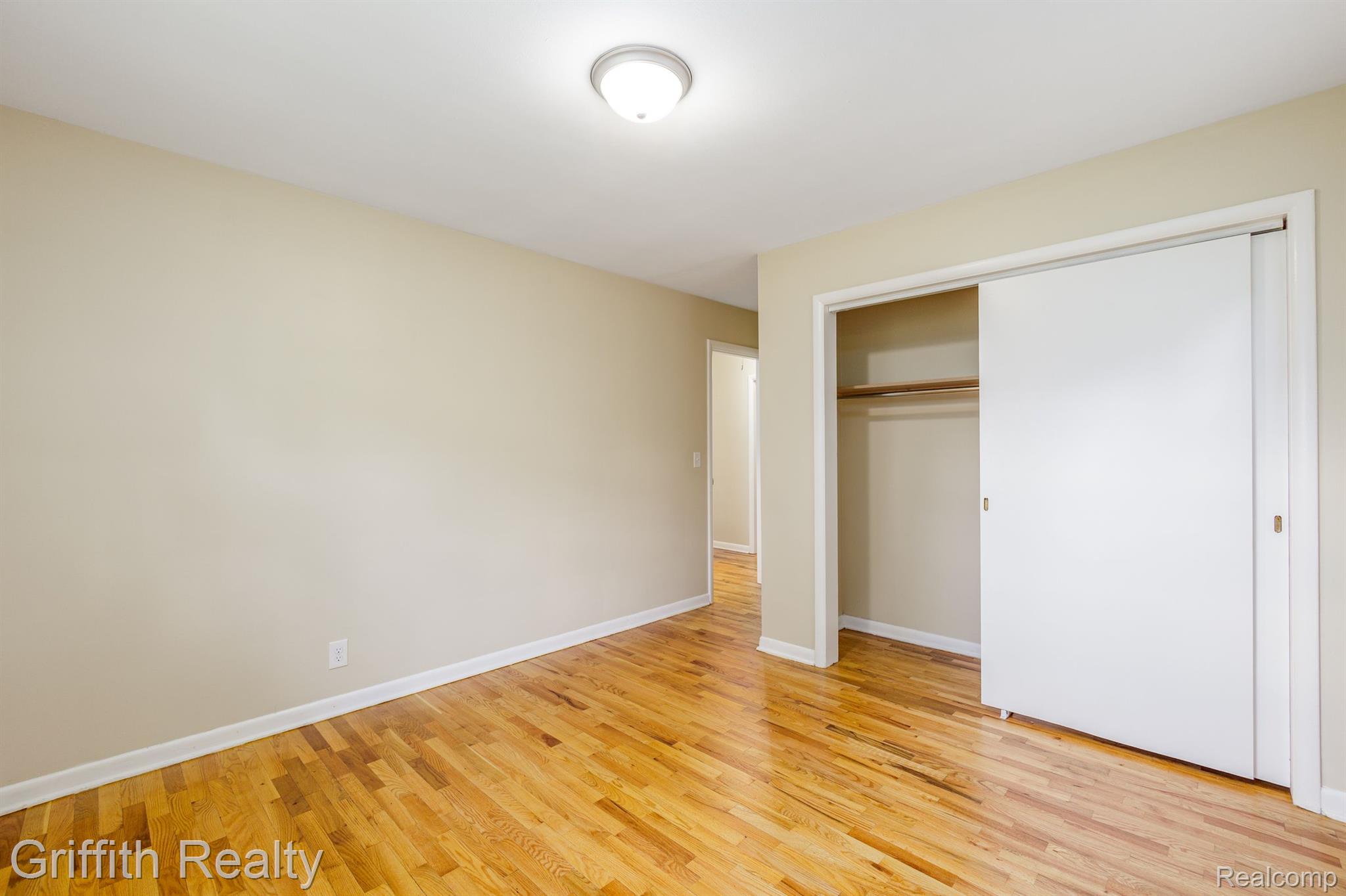 442 Okemos Road Mason, MI 48854 - Photo 18 of 34 Gallery Image 18