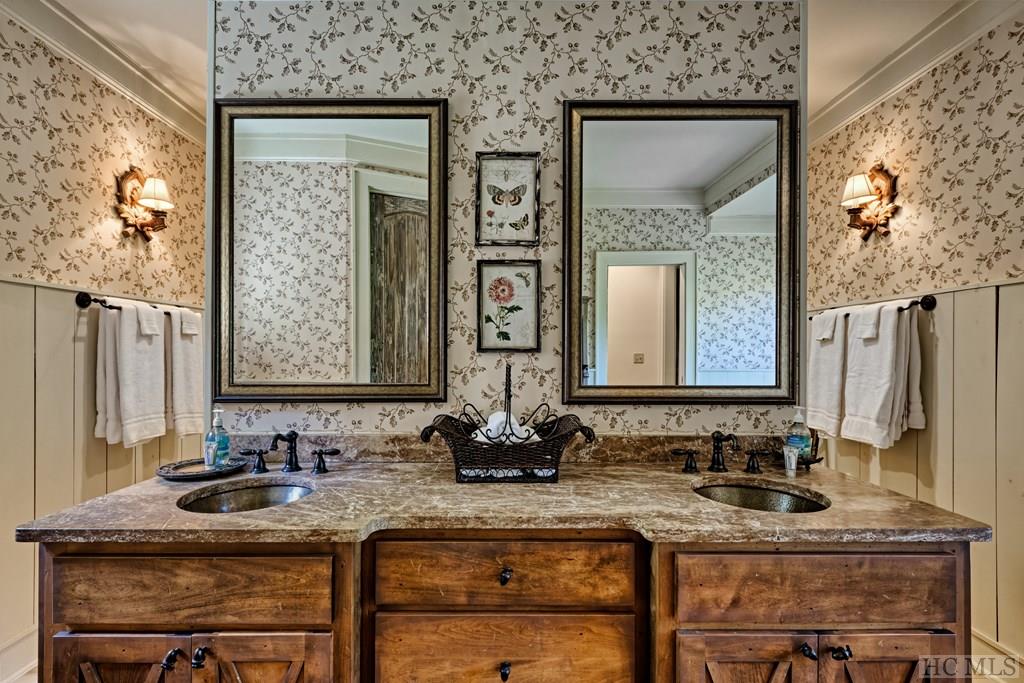268 Blue Valley Road Highlands, NC 28741 - Photo 21 of 43 Gallery Image 21