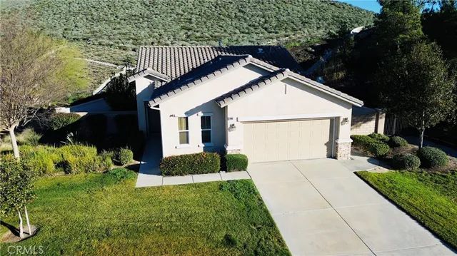$469,000 | 27946 Panorama Hills Drive, Menifee, CA 92584
