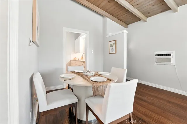 $1,950,000 | 3315 Strongs Drive, Los Angeles, CA 90292