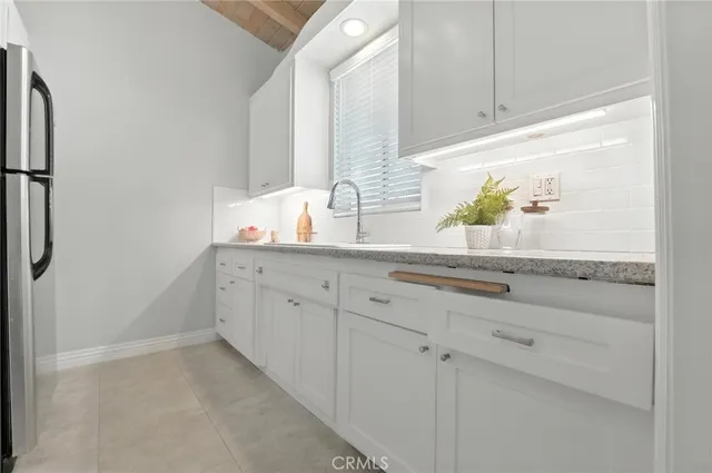 $1,950,000 | 3315 Strongs Drive, Los Angeles, CA 90292