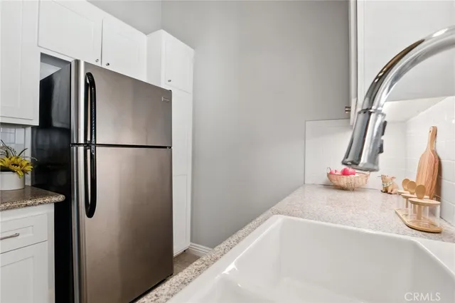 $1,950,000 | 3315 Strongs Drive, Los Angeles, CA 90292