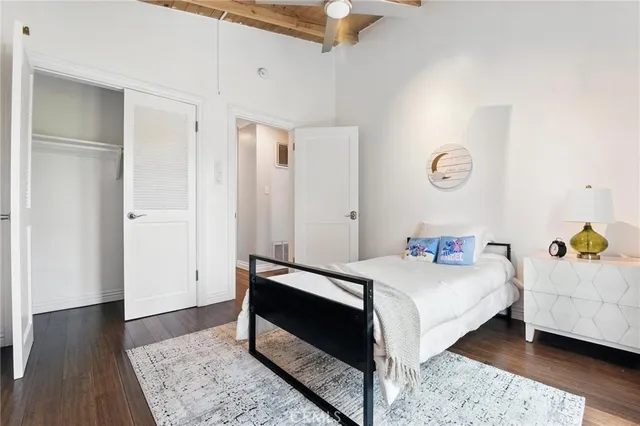 $1,950,000 | 3315 Strongs Drive, Los Angeles, CA 90292